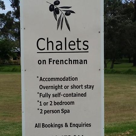 Chalets On Frenchman Albany Exterior photo